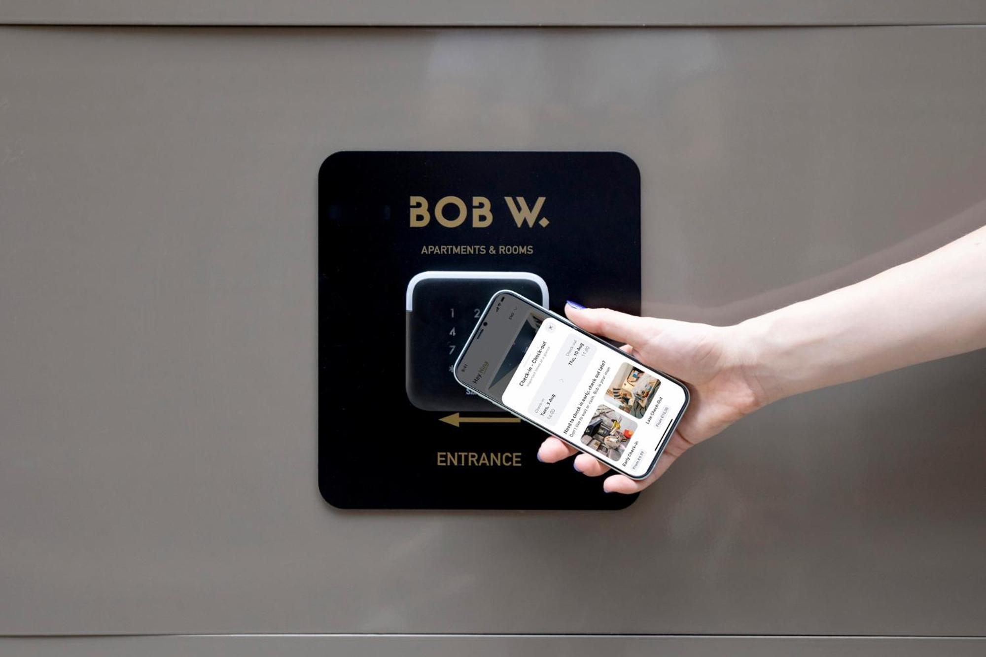 Bob W Telliskivi Tallin Exterior foto